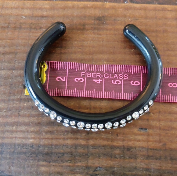 Rhinestone black cuff bracelet - Picture 8 of 8
